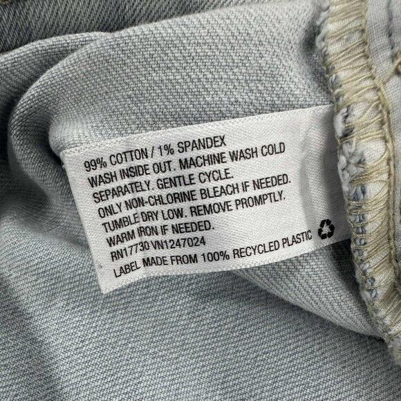 Wild Fable Highest Rise Mom Jeans Distressed Light Wash - Picture 13 of 15